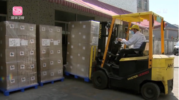 格瑞普電池貨物打包發(fā)往美國(guó)