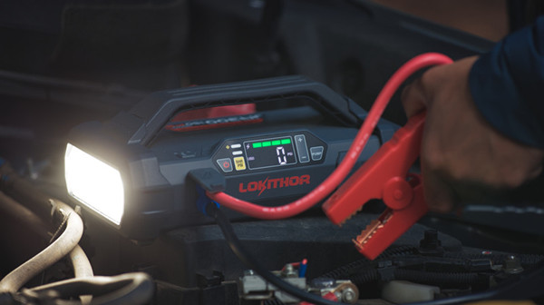 便攜式汽車啟動(dòng)電源 便攜式汽車啟動(dòng)電源