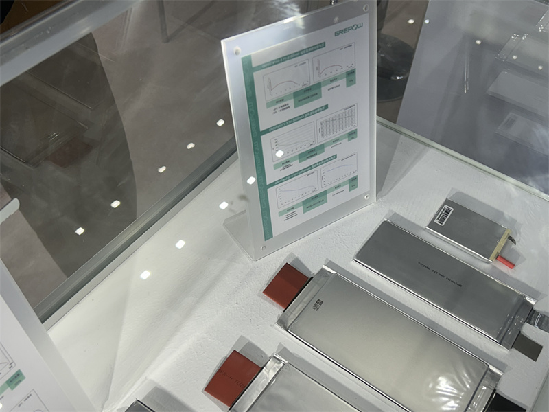 低溫、高倍率、高壓電芯