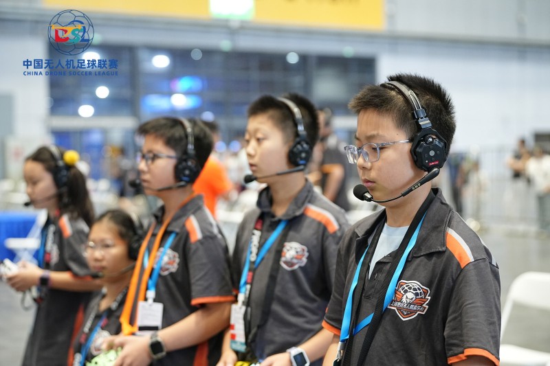 無人機(jī)足球比賽 無人機(jī)足球比賽