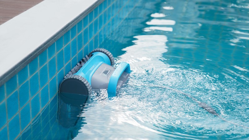 泳池清洗機(jī)器人