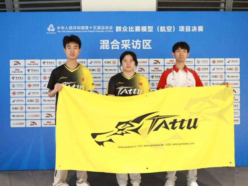 孔海森、何雨瞳、李皓哲